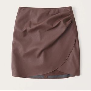Abercrombie Vegan Leather Ruched Mini Skirt
